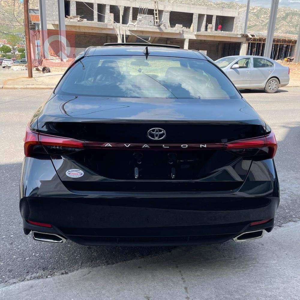 Toyota Avalon